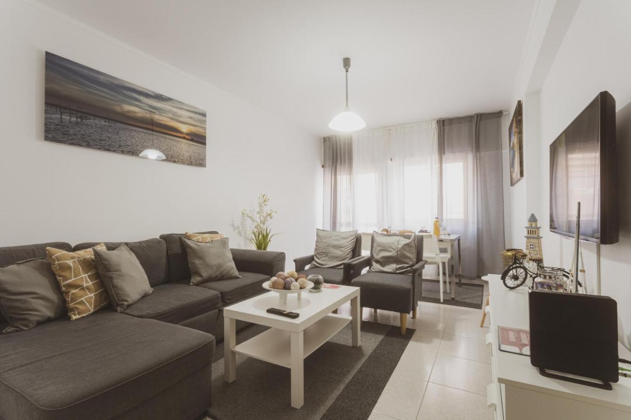 Best Houses 20 - Lovely Apartament - Пениш Екстериор снимка